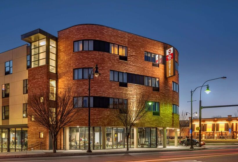 Отель Best Western Plus Philadelphia Airport South At Widener University