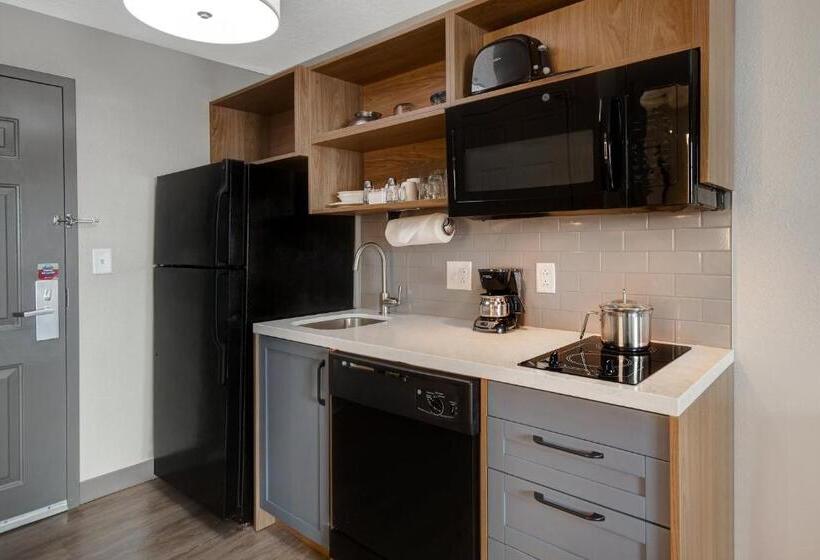 호텔 Candlewood Suites Columbia Fort Jackson, An Ihg