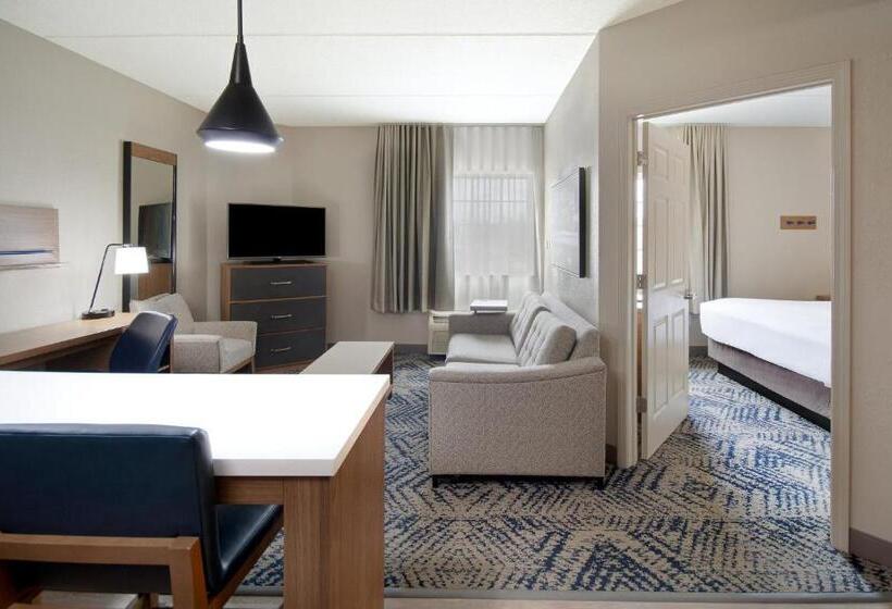 호텔 Candlewood Suites Columbia Fort Jackson, An Ihg