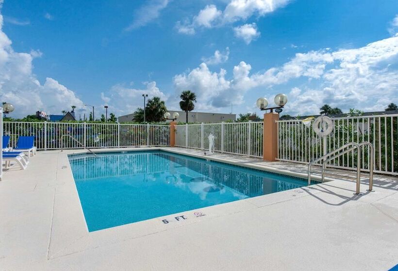 هتل Comfort Inn Kissimmee-Lake Buena Vista South