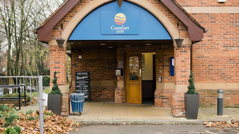 فندق Comfort Inn Manchester North