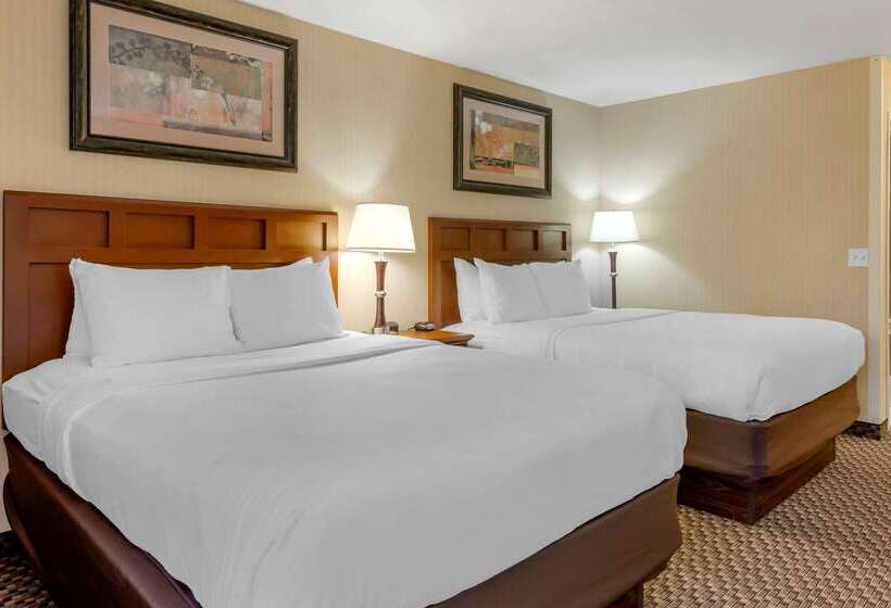 هتل Comfort Inn Traverse City