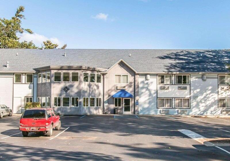 هتل Comfort Inn Traverse City