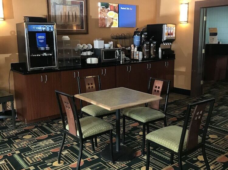 هتل Comfort Inn Traverse City