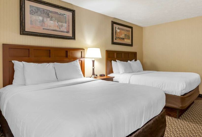 هتل Comfort Inn Traverse City