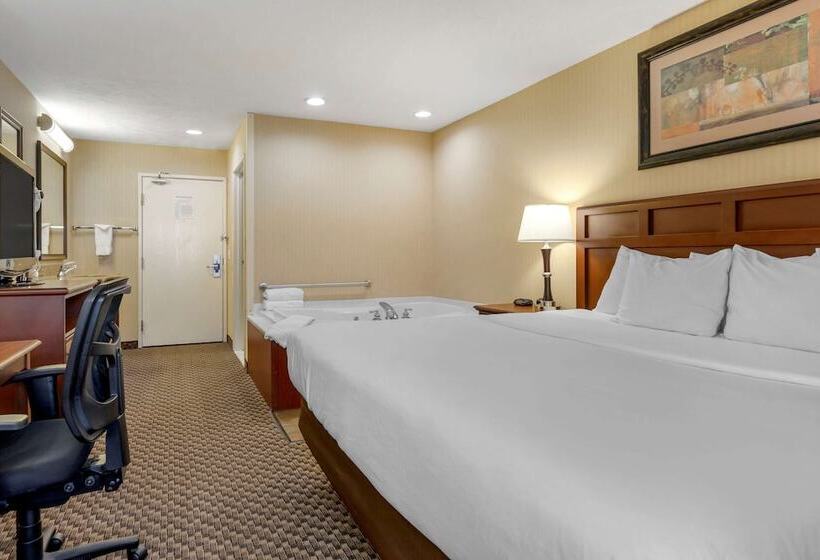 هتل Comfort Inn Traverse City