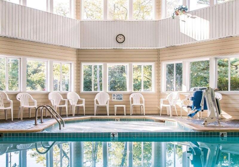 هتل Comfort Inn Traverse City