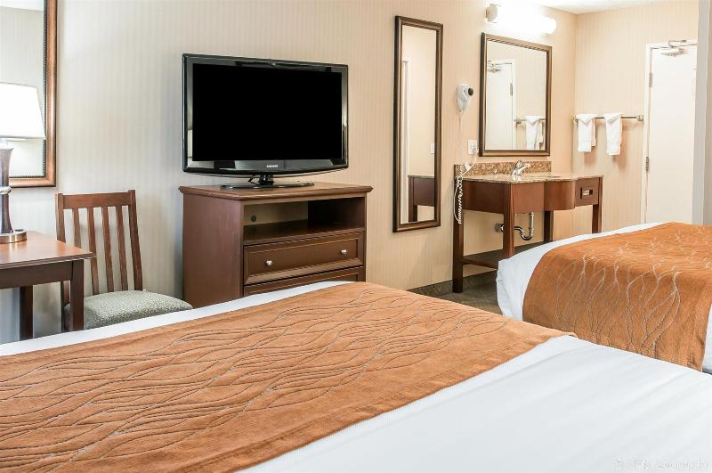 هتل Comfort Inn Traverse City
