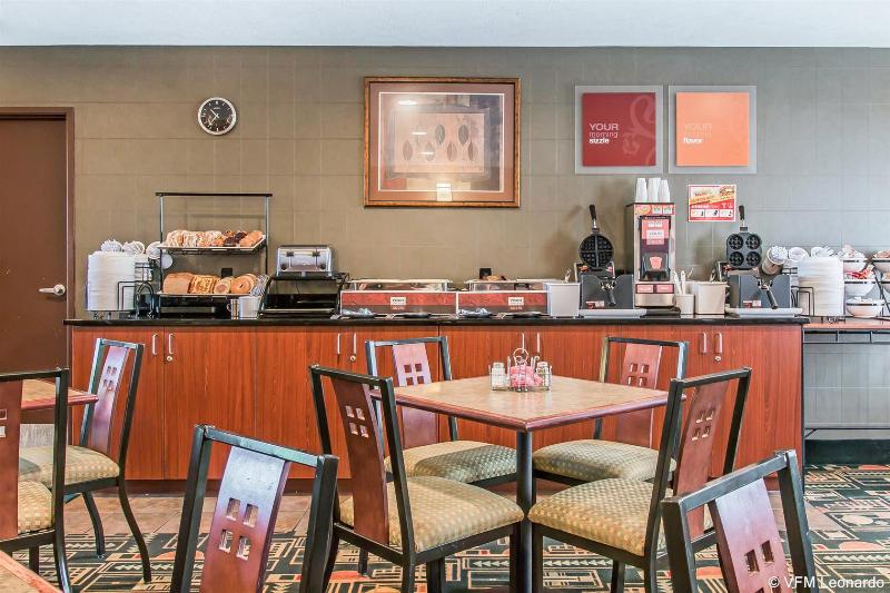 هتل Comfort Inn Traverse City