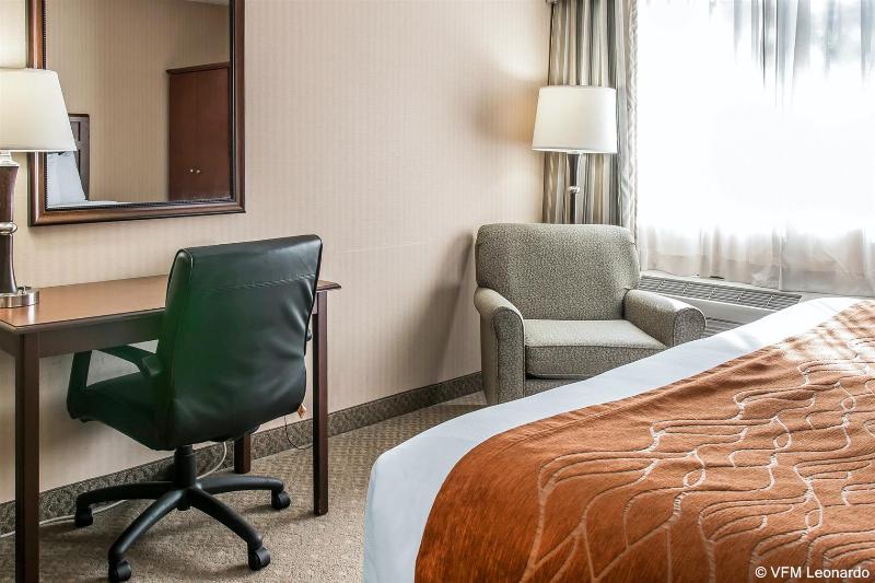 هتل Comfort Inn Traverse City