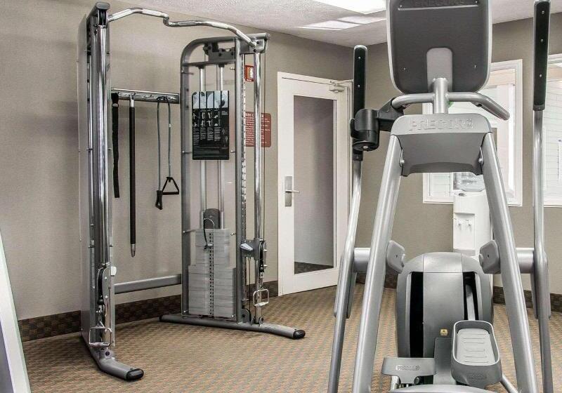 هتل Comfort Inn Traverse City