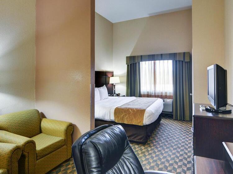 호텔 Comfort Suites