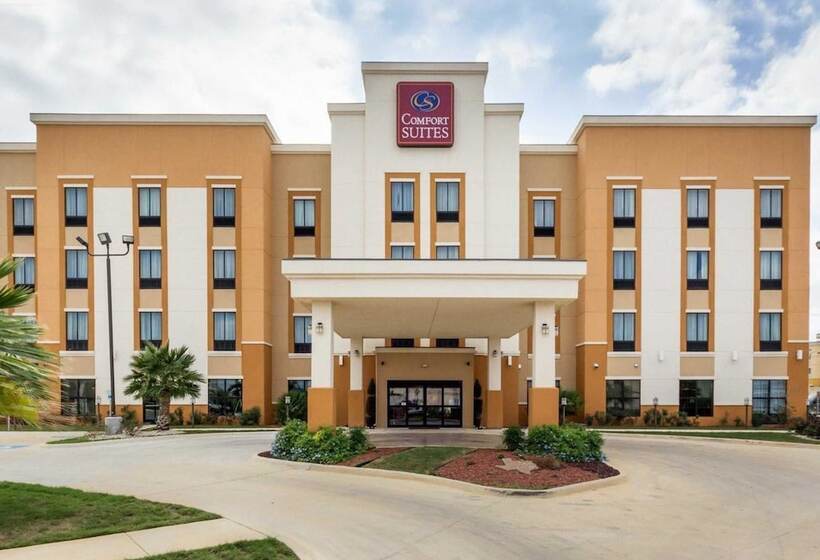 בית מלון כפרי Comfort Suites Cotulla Near I35