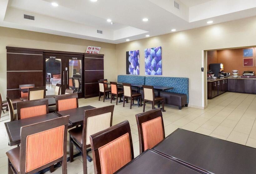בית מלון כפרי Comfort Suites Cotulla Near I35