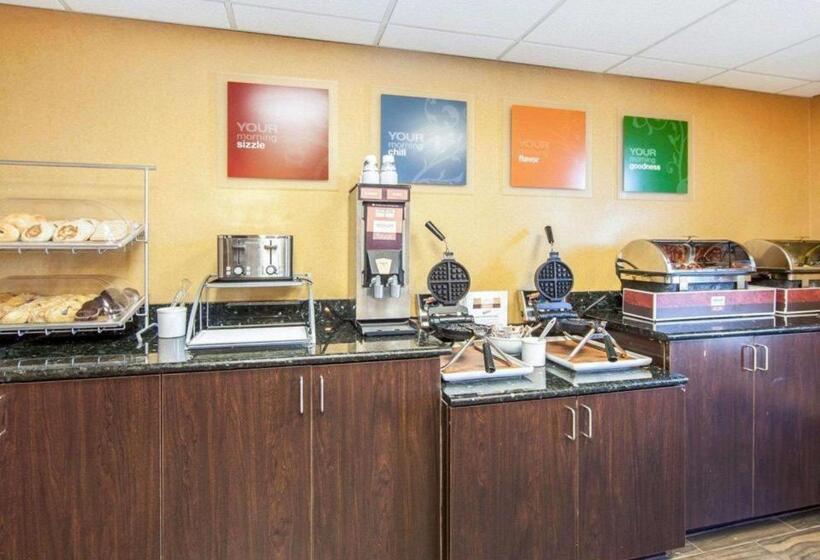 هتل Comfort Suites