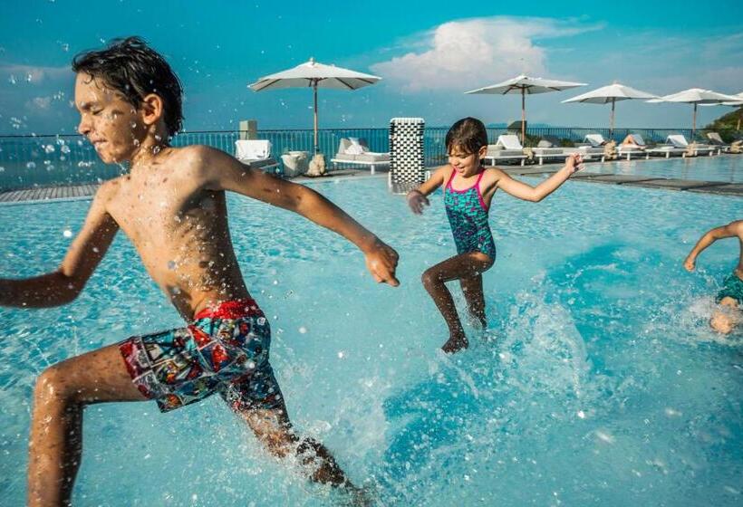 هتل Como Point Yamu, Phuket  Sha Extra Plus