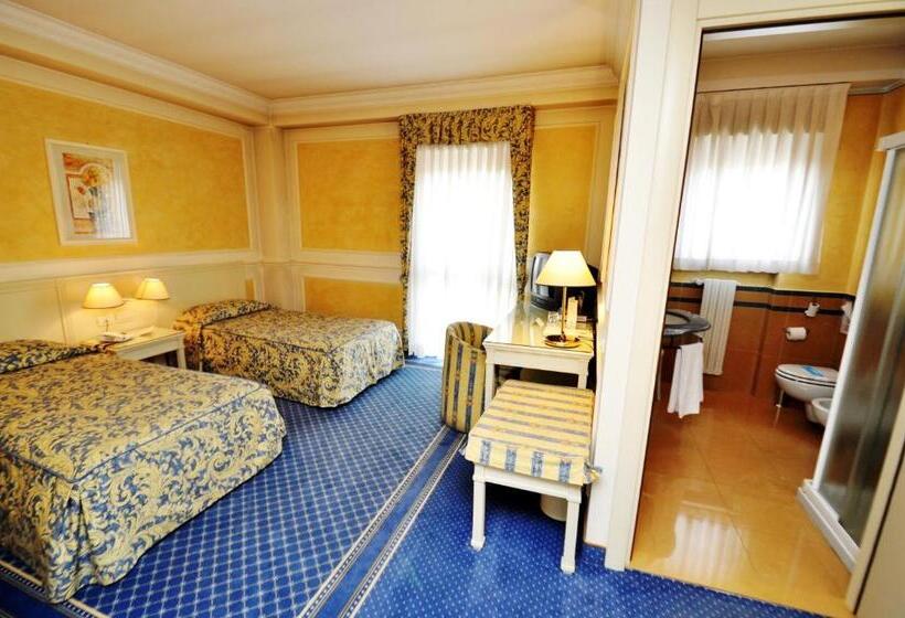هتل Continental Brescia