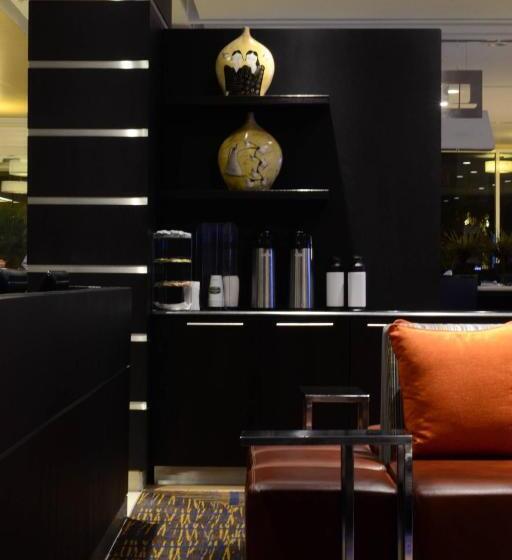 هتل Courtyard Toluca Tollocan