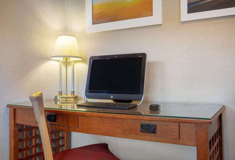 酒店 Days Inn By Wyndham Lexington