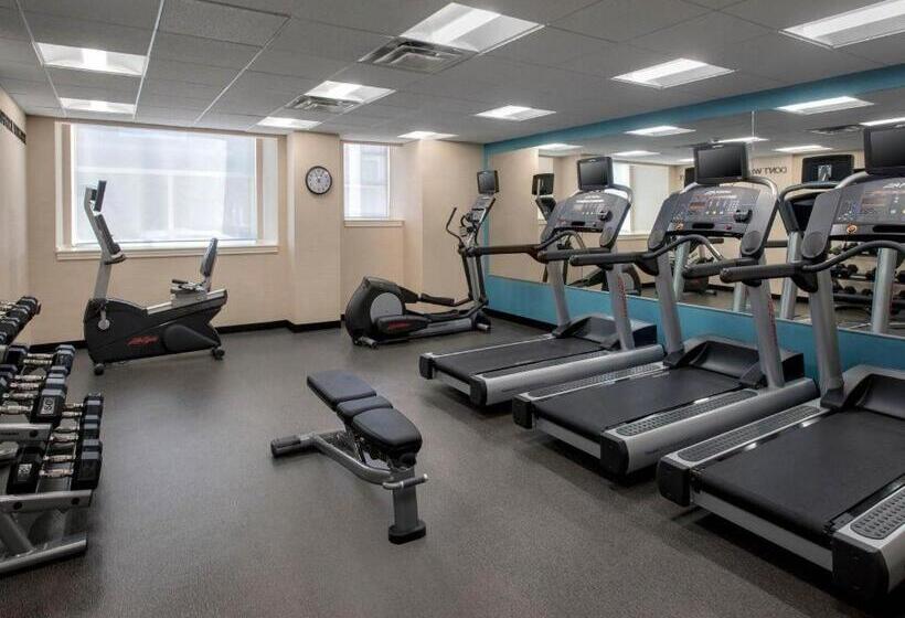 هتل Fairfield Inn & Suites Baltimore Downtown/inner Harbor