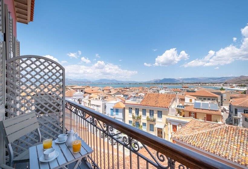 هتل Grand Sarai Nafplio