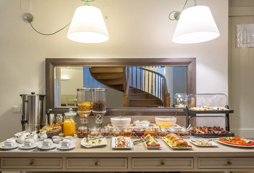 هتل Grand Sarai Nafplio