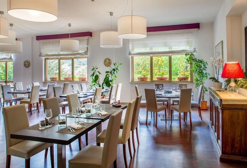 هتل Green Park Madama Spa & Wellness
