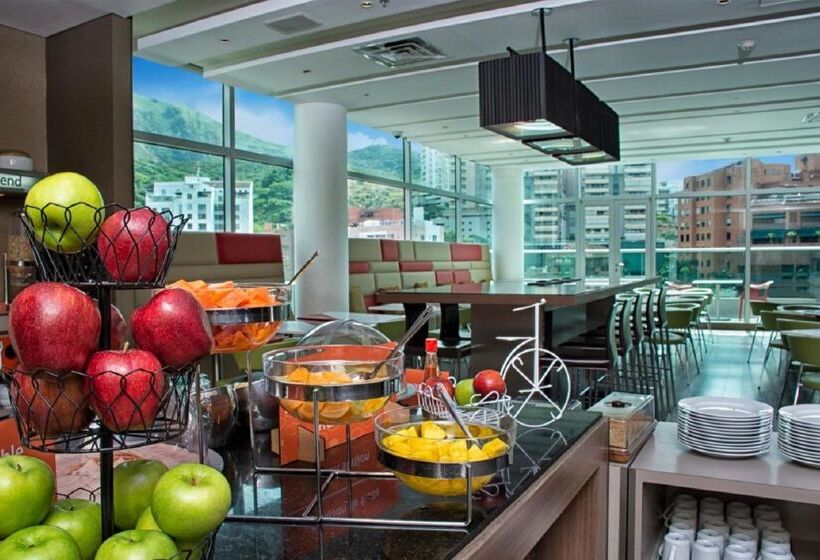 هتل Hampton By Hilton Cali, Colombia