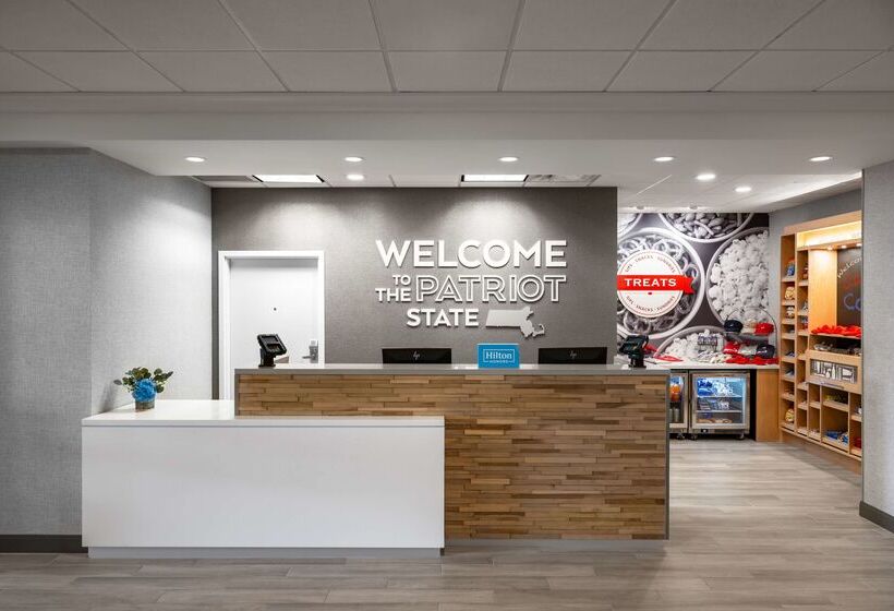 هتل Hampton Inn & Suites Cape Cod West Yarmouth