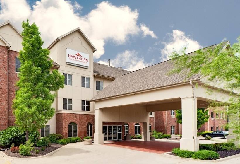 هتل Hawthorn Extended Stay By Wyndham Bloomington