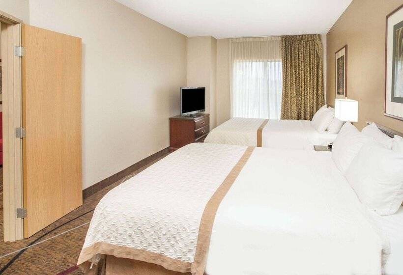 هتل Hawthorn Extended Stay By Wyndham Bloomington