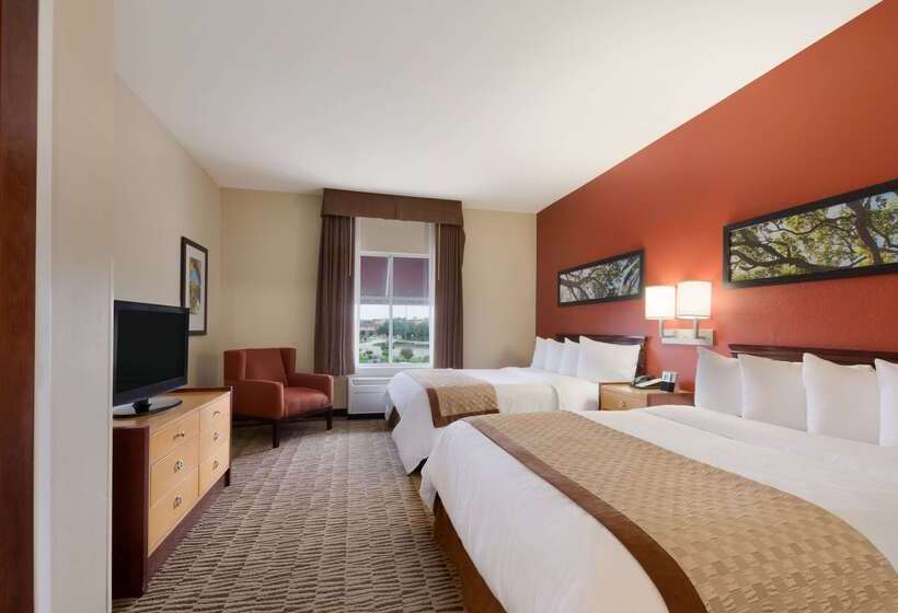 هتل Hawthorn Extended Stay By Wyndham College Station