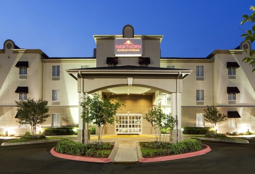 هتل Hawthorn Extended Stay By Wyndham College Station