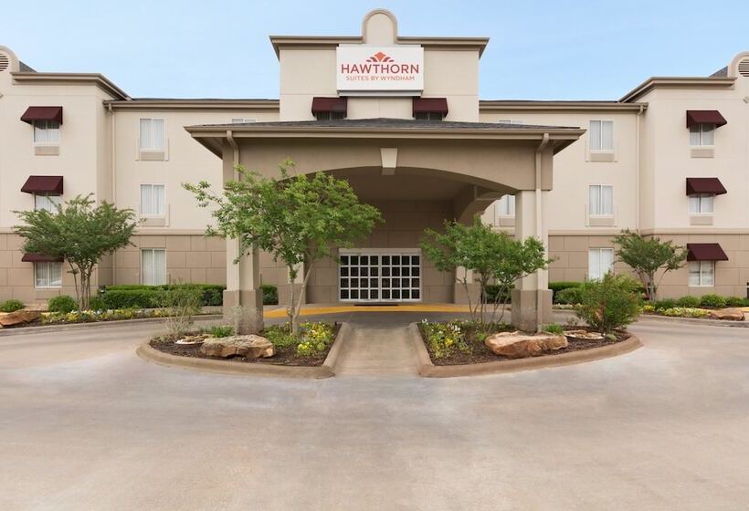 هتل Hawthorn Extended Stay By Wyndham College Station