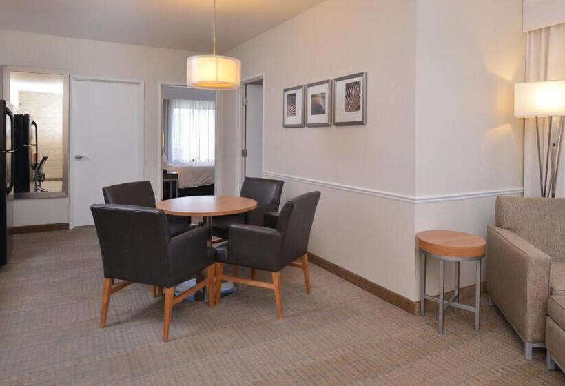هتل Holiday Inn Express Pocatello, An Ihg