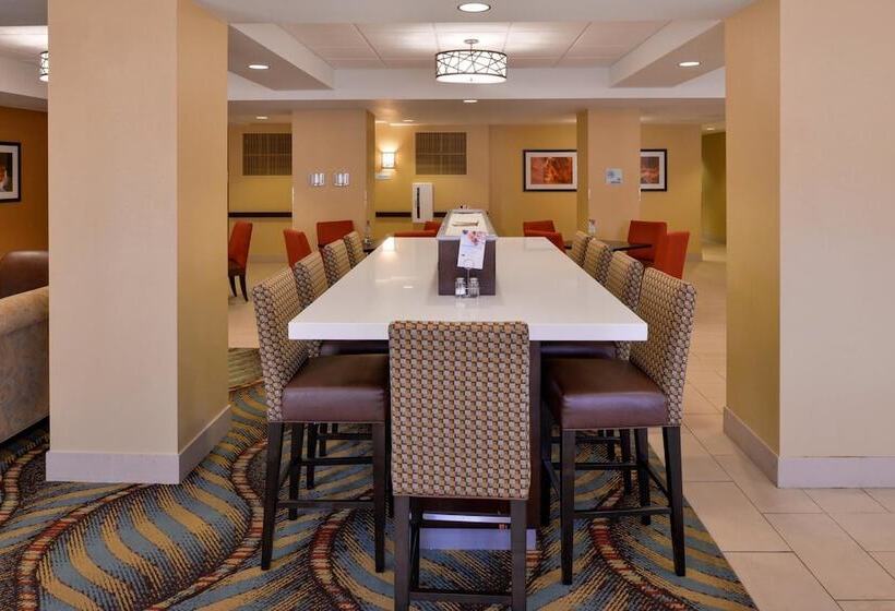 هتل Holiday Inn Express & Suites Page   Lake Powell Area, An Ihg