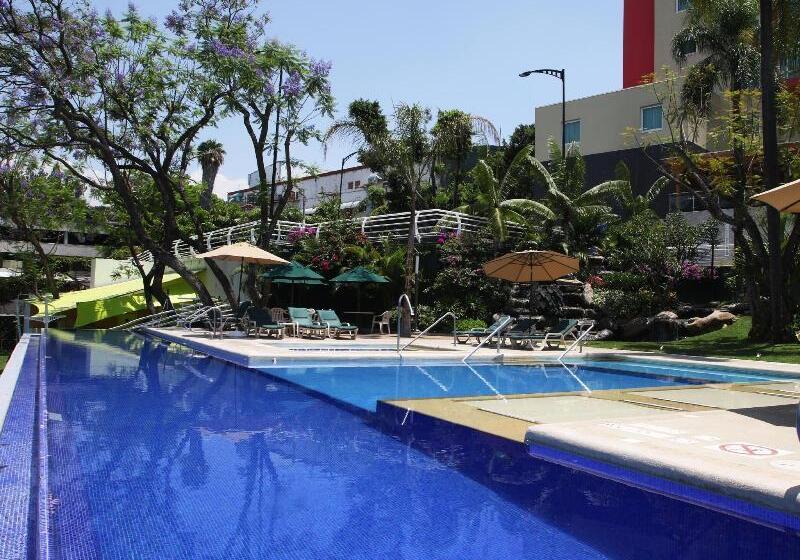 Fotos del hotel Holiday Inn Express & Suites Cuernavaca, An Ihg:  2