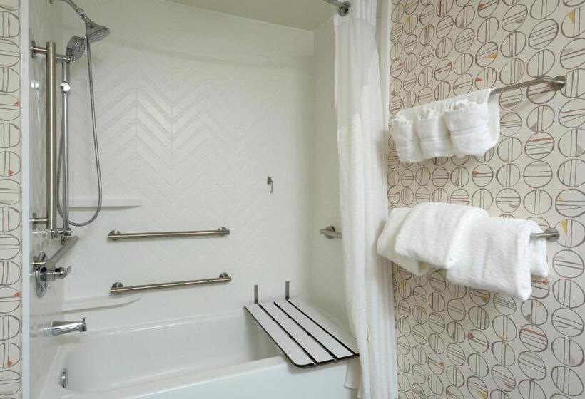 هتل Holiday Inn Raleigh Durham Airport, An Ihg