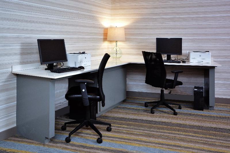 هتل Holiday Inn Raleigh Durham Airport, An Ihg