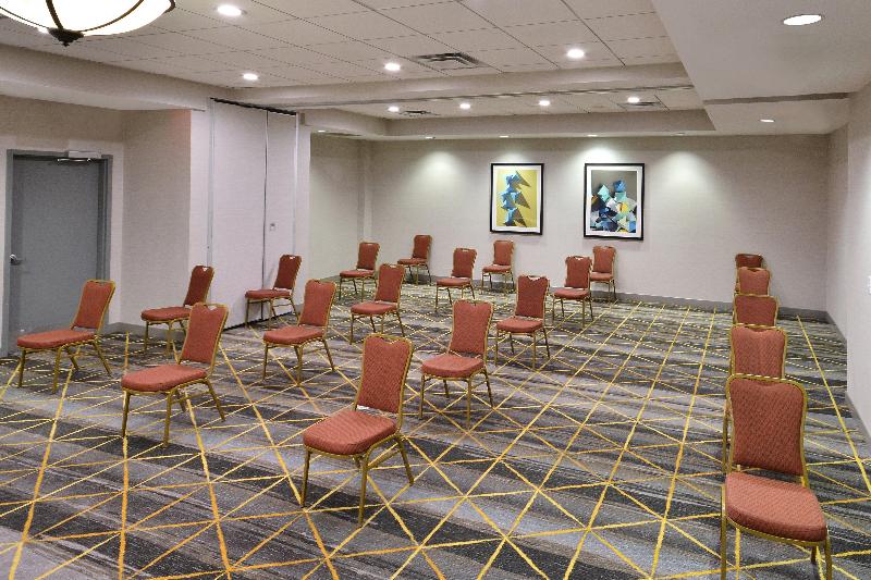 هتل Holiday Inn Raleigh Durham Airport, An Ihg