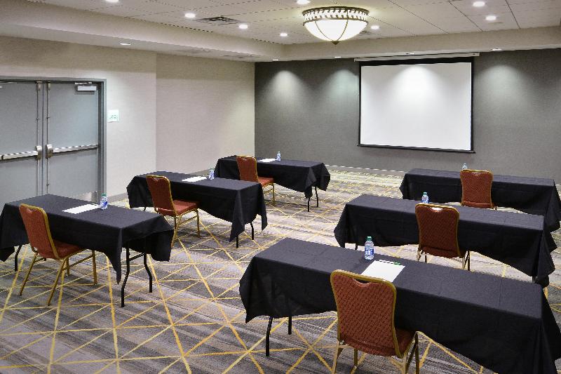 هتل Holiday Inn Raleigh Durham Airport, An Ihg