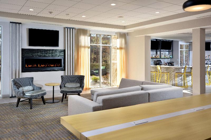 هتل Holiday Inn Raleigh Durham Airport, An Ihg