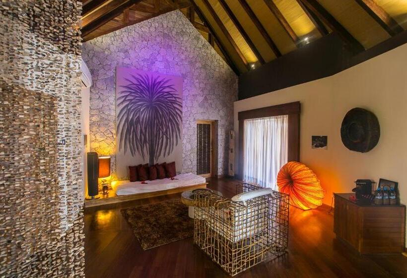 هتل Le Domaine De L Orangeraie Resort And Spa
