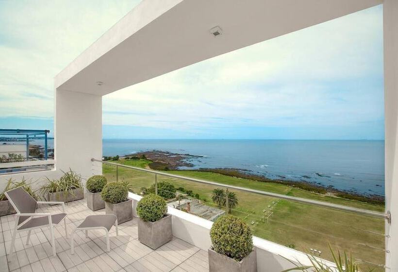 هتل Mercure Montevideo Punta Carretas