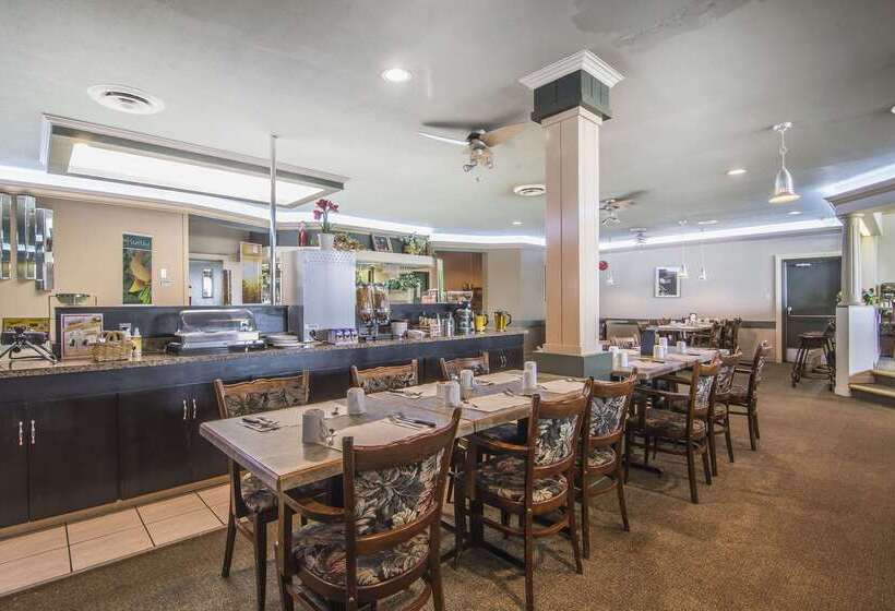 בית מלון כפרי Quality Inn & Suites
