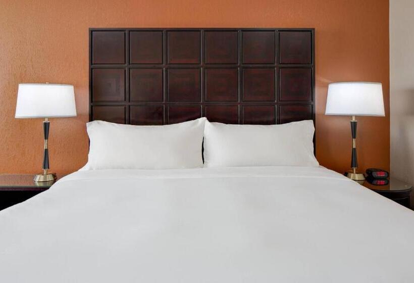 Отель Renaissance Indianapolis North