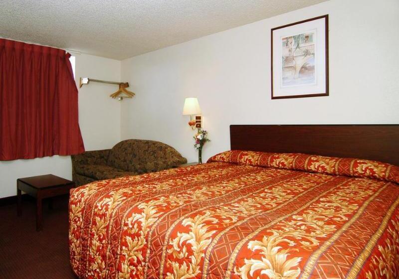 هتل Rodeway Inn