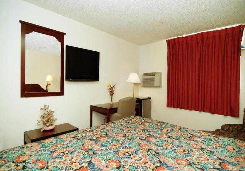 هتل Rodeway Inn