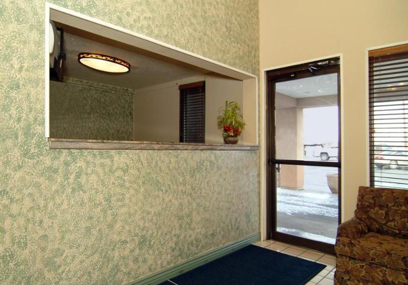 هتل Rodeway Inn