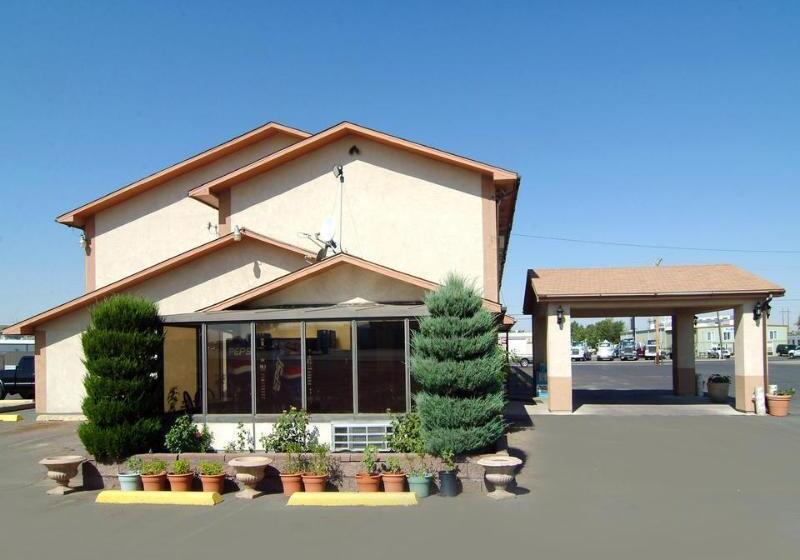 هتل Rodeway Inn